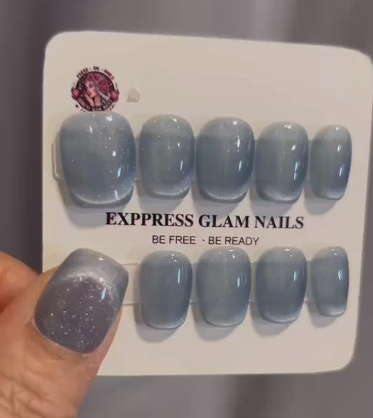 Cat Eye Smoke Blue Press On Nails E1