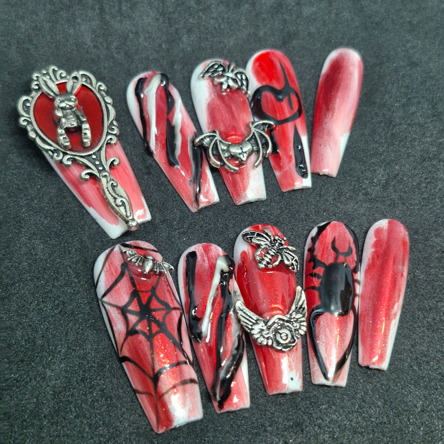 Victorian Rouge Press-On Nail Set ONLINE only