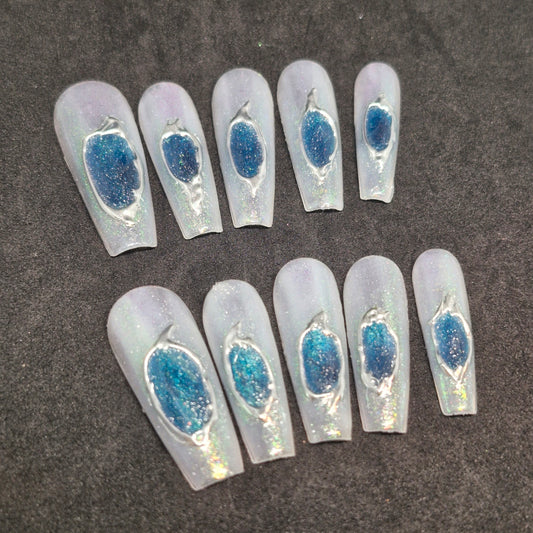 Celestial Shimmer Press-On Nail Set ONLINE only