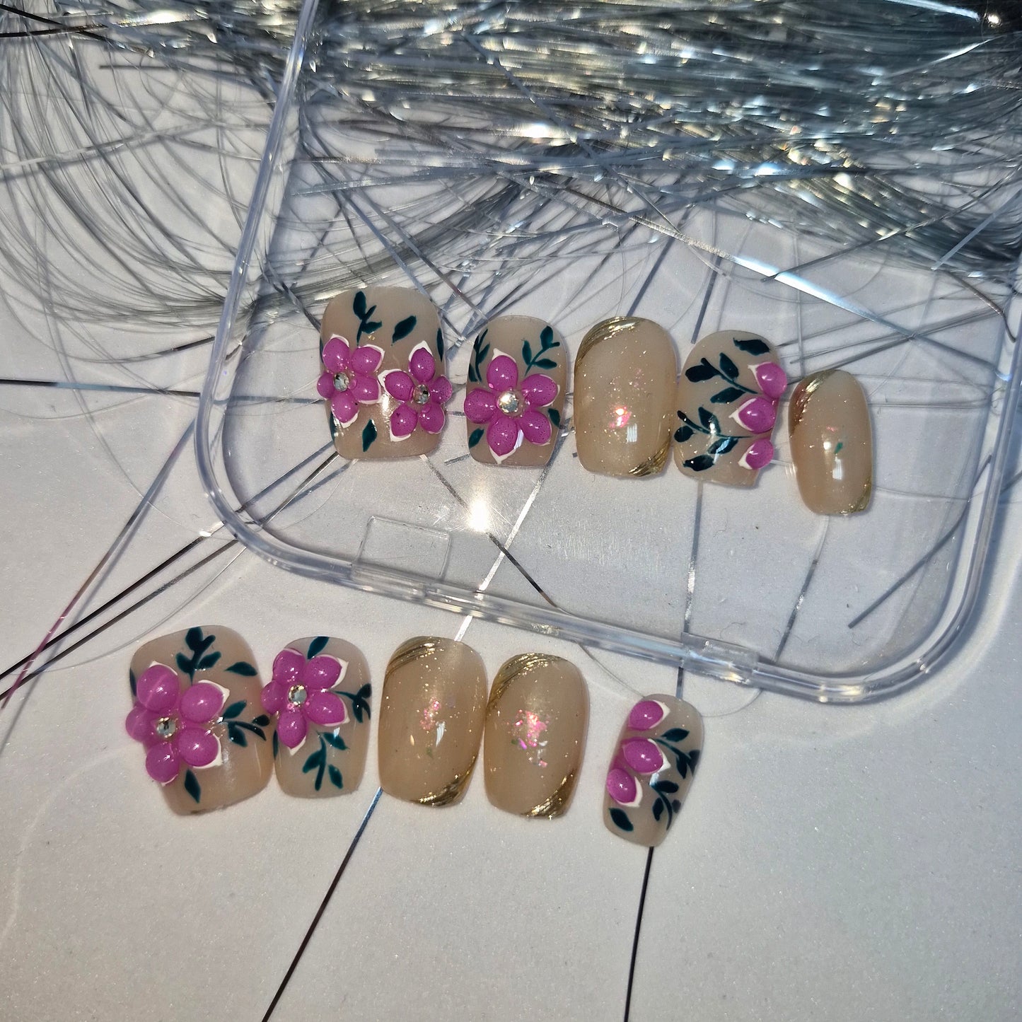 Petite Blossoms Press-On Nail Set