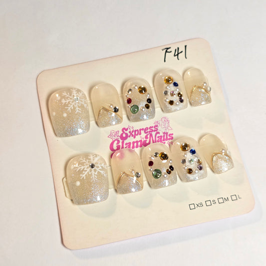 Christmas White Press On Nails F41