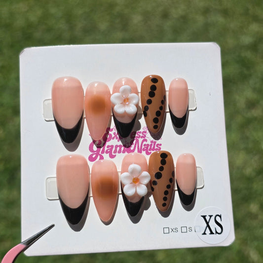 Black French Tip White Floral 10A - Express Glam Nails