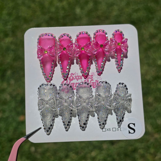 Bold Bow 7A - Express Glam Nails