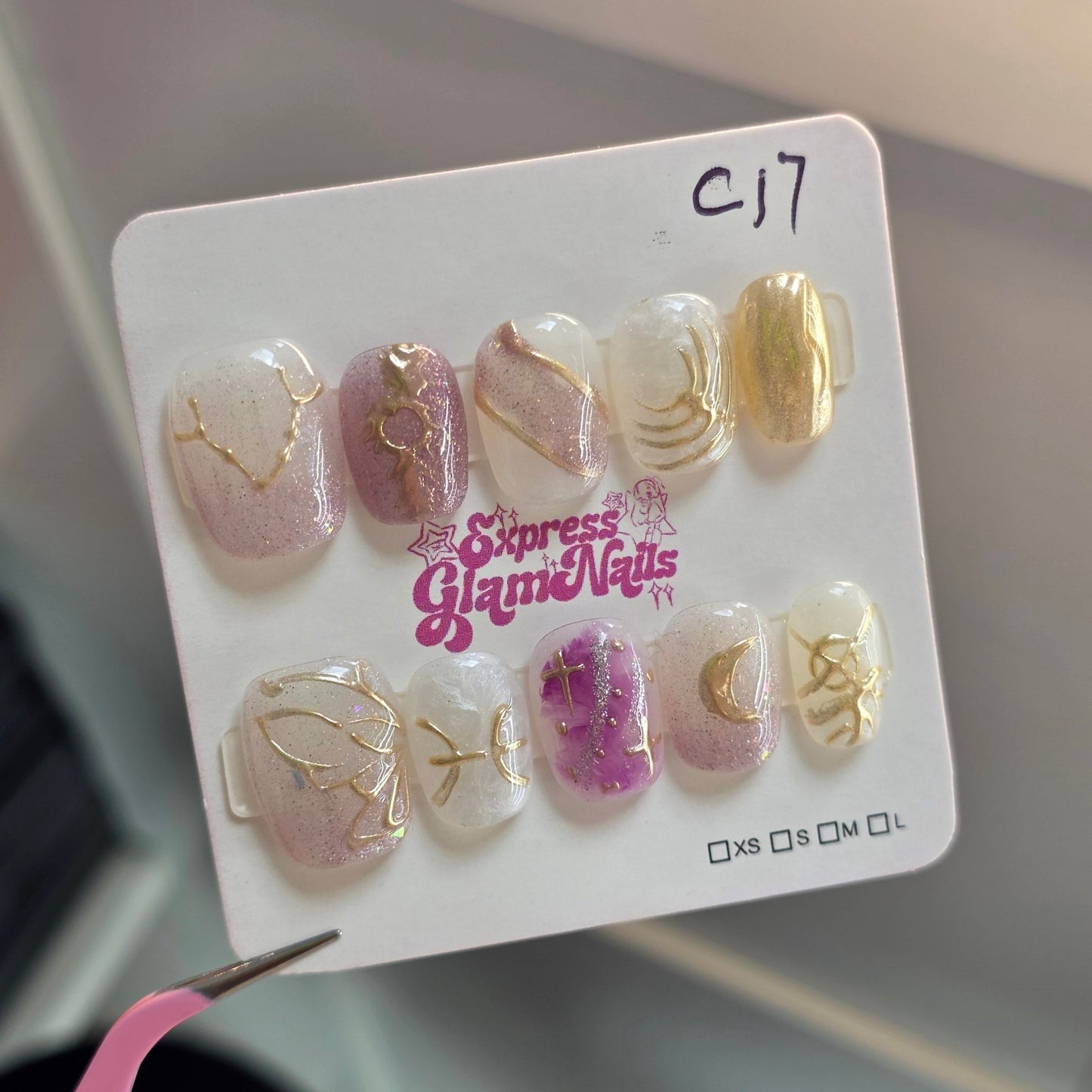 Golden Celestial Dreams Press On Nails C17 - Express Glam Nails