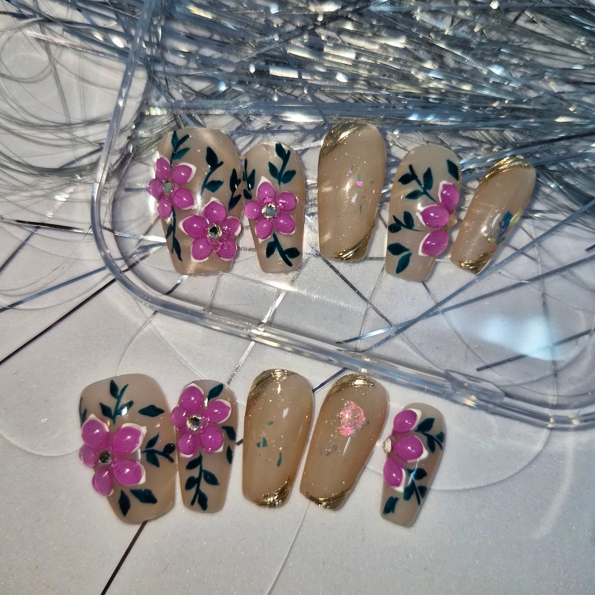 Petite Blossoms Press - On Nail Set - Express Glam Nails