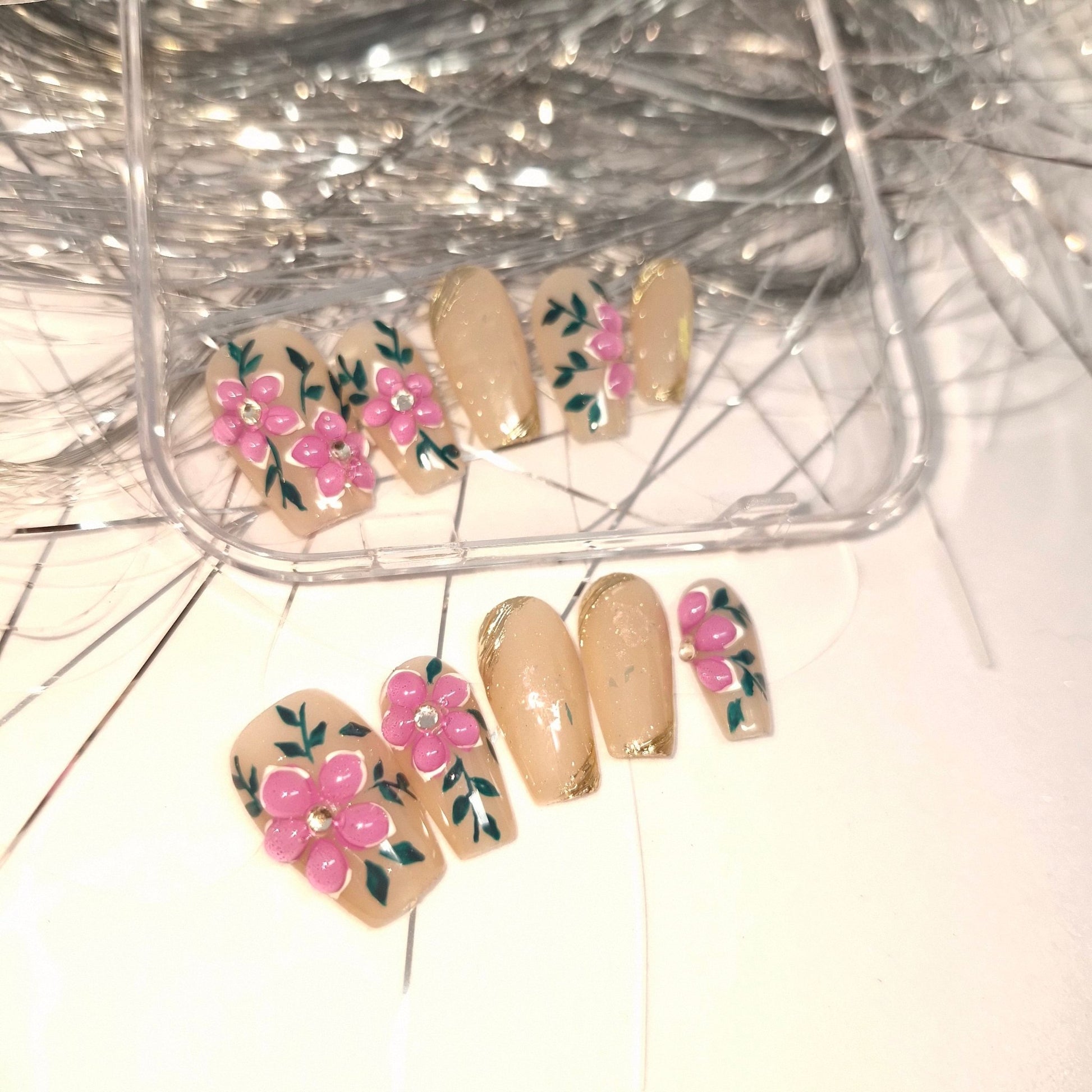 Petite Blossoms Press - On Nail Set - Express Glam Nails