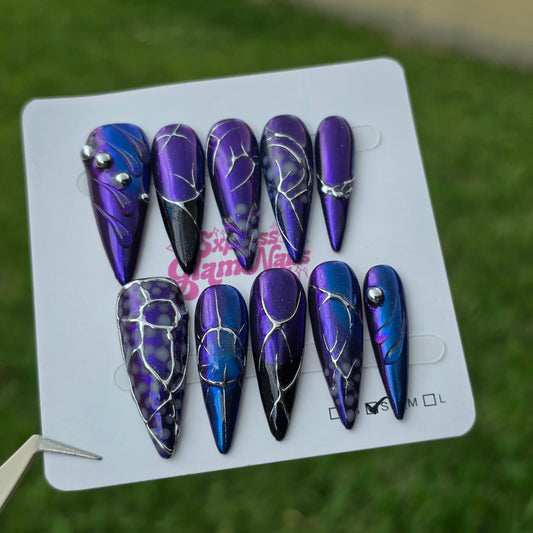 Purple Gothic 35A - Express Glam Nails
